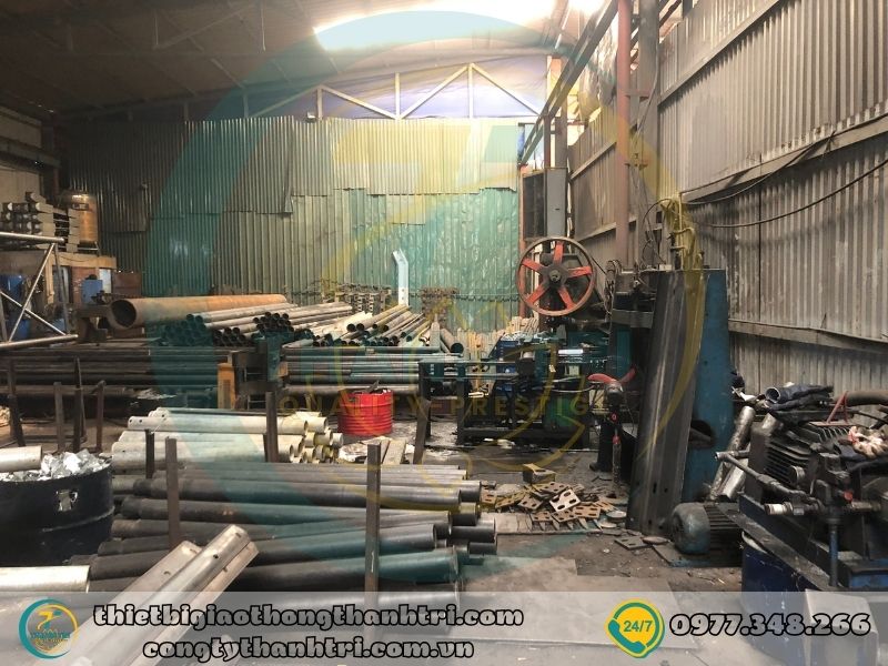 Sản xuất hộ lan tôn sóng hộ lan mềm tại xưởng Sản xuất hộ lan tôn sóng hộ lan mềm tại xưởng